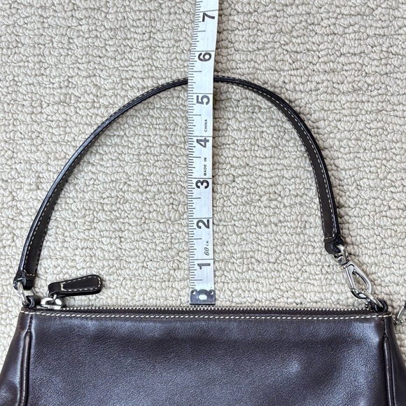 Coach Vintage Hampton Demi Baguette Shoulder Bag - Picture 9 of 16